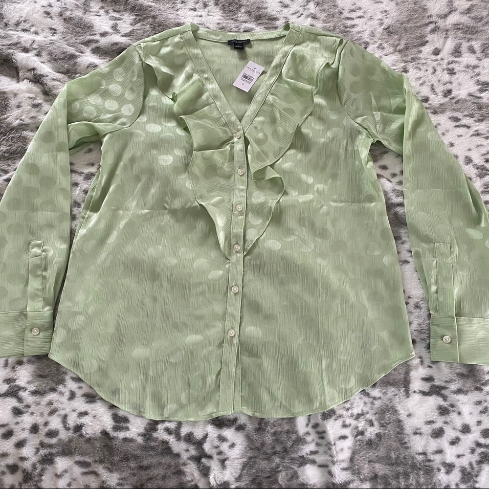 NWT Ann Taylor Factory Ruffle V-Neck Green Blouse